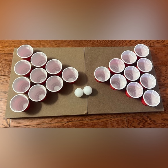 🆕Miniature Tabletop Pong Set - Red - Picture 3 of 7